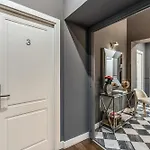 Little Queen Relais