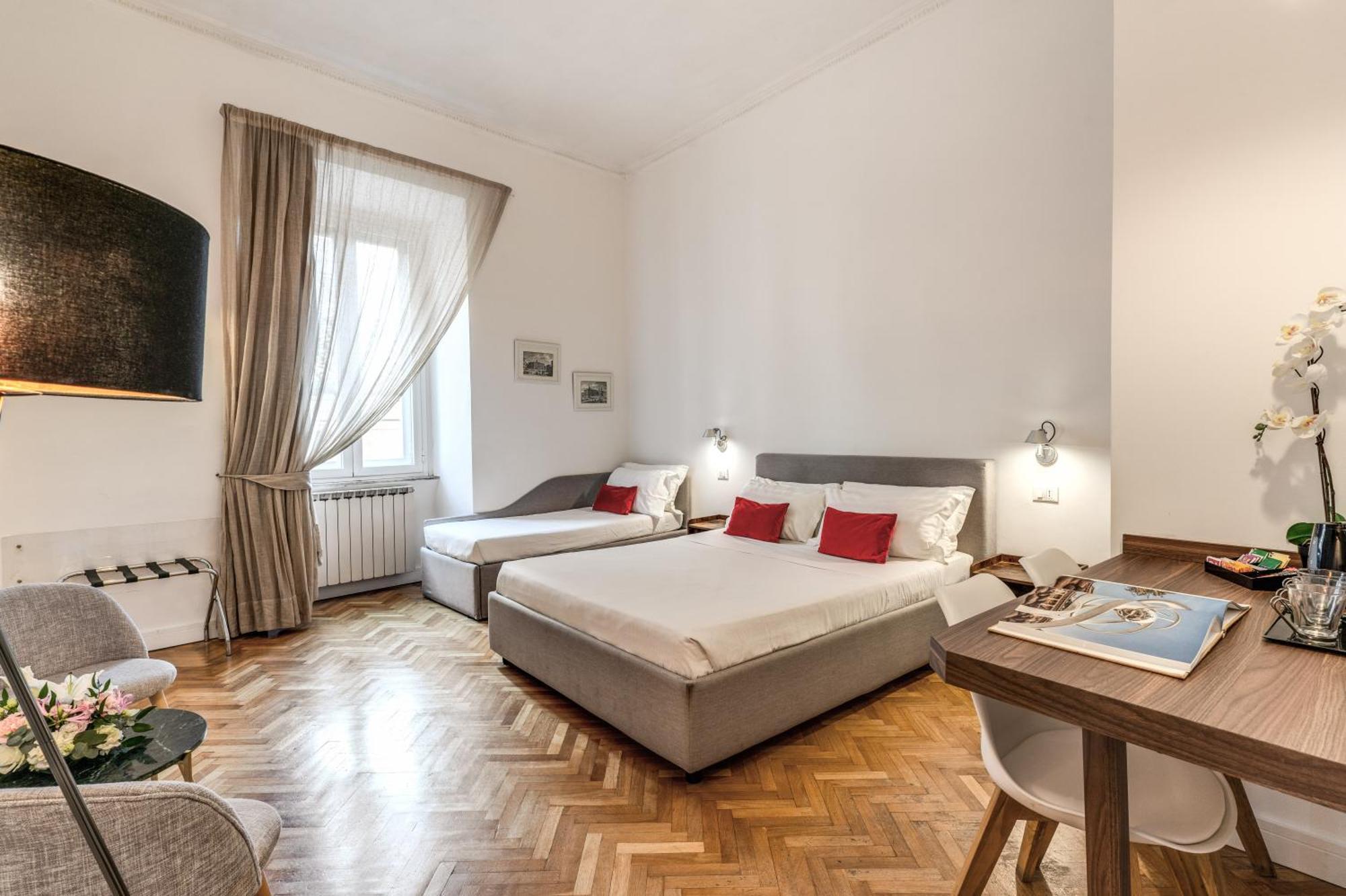 Little Queen Relais 3* Roma